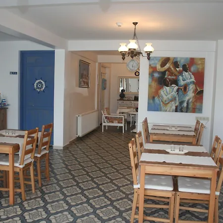 Butik & Restaurant 4* Alacali