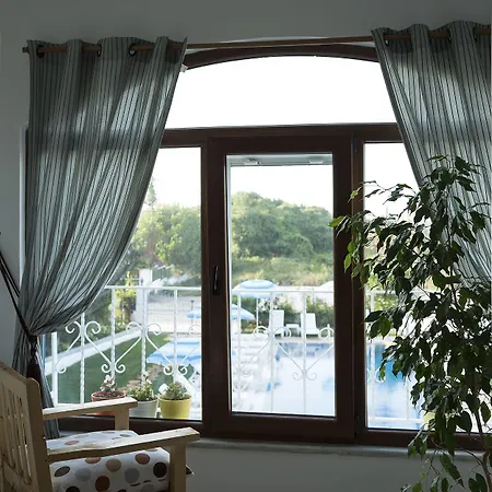 Butik & Restaurant 4*