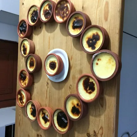 Butik & Restaurant מלון 4*