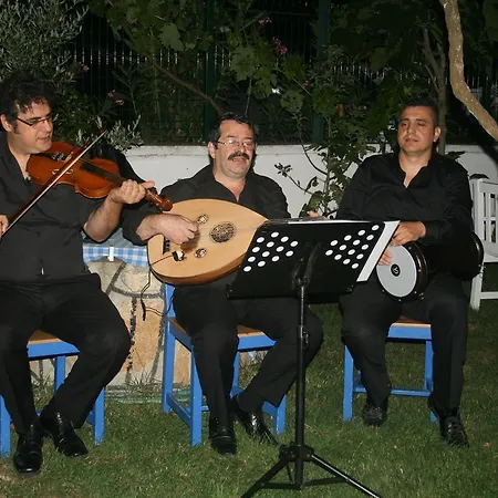 מלון Butik & Restaurant 4*