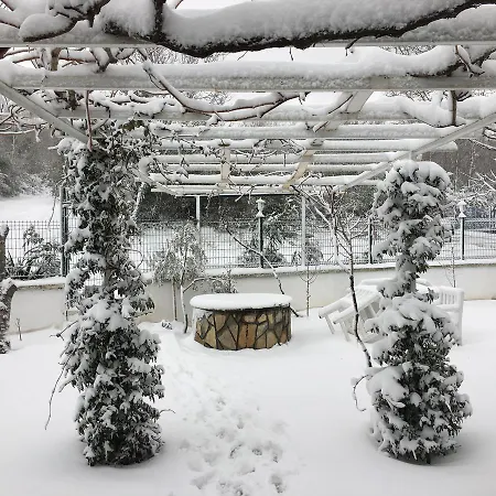 Butik & Restaurant מלון