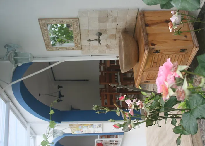 Butik & Restaurant 4* Alacali