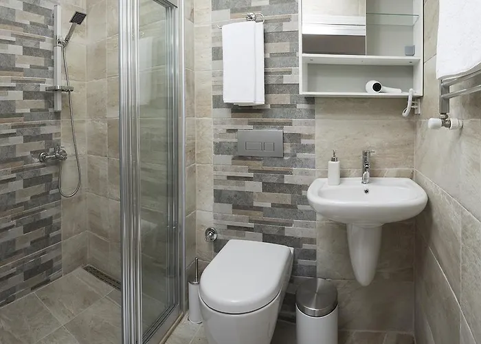 Butik & Restaurant 4*