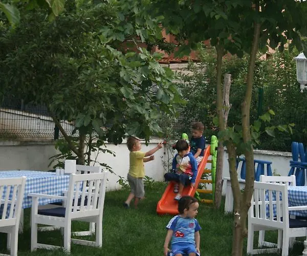 Hotel Butik & Restaurant 4*